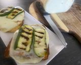 Foto del passaggio 4 della ricetta Bruschetta di pane casereccio con caciocavallo e verdure grigliate