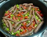 صورة لخطوة 3 من وصفة سجق بلدي 🌭