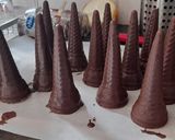 Foto del paso 2 de la receta: Sombrero de Bruja Sorpresa