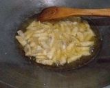 Foto langkah ke 6 dari resep Sumpia Krenyes Abon Serundeng.