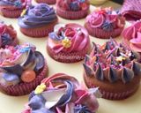 Foto langkah ke 17 dari resep Cupcake Lembut, Kokoh tanpa Emulsifier.