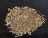 Foto langkah ke 1 dari resep Tumis Pare Kecap.