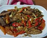 Foto langkah ke 4 dari resep Oseng Pindang Tongkol.