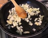 Une image de l'étape 4 de Fenouils aux tomates, cardamome noire et curcuma.