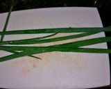 A picture of step 4 of Vietnamese style ribletes.