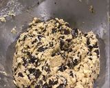 A picture of step 4 of Chocolate Chip Cookies.