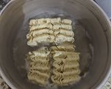 Foto langkah ke 3 dari resep Indomie Goreng 🍜 Nyemek.