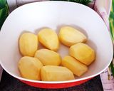 Une image de l'étape 1 de Cromesquis de pommes de terre lardons et mozzarella # novembre.