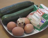 Rántott cukkini mozzarellával töltve recept fázis 1 fotója