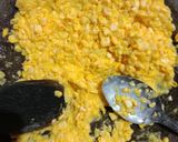 Foto langkah ke 3 dari resep Dadar jagung.