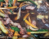 Foto del paso 6 de la receta: Udon con verduras, tortilla y secreto adobado