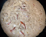 Foto del paso 4 de la receta: Crepes salados rellenos de pollo con salsa de cebolla y pimiento