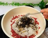 Foto langkah ke 1 dari resep Egg Rolls Nori Rice.