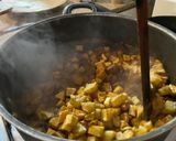 Foto del paso 3 de la receta: Riñoncito al vino blanco con papas