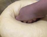 Foto langkah ke 4 dari resep Donat Anti Gagal.