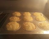 Foto langkah ke 6 dari resep Cheese Custard Muffin.