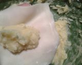 Foto langkah ke 3 dari resep Fried mashed potatoes.
