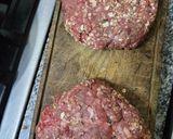 Foto del paso 1 de la receta: Hamburguesa casera, con gírgolas al jamón