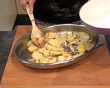 Foto del paso 2 de la receta: Lubina al horno con patatas