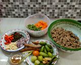 Foto langkah ke 1 dari resep Asem Asem Daging Sapi Buncis.
