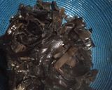 Foto langkah ke 1 dari resep 34. Tumis Jamur Kuping Pedas.