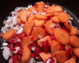 Foto del paso 6 de la receta: Pollo estofado en salsa de zanahorias