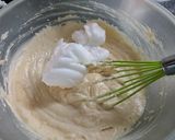 Foto del paso 3 de la receta: Budín de yogur con mantecol y chocolate