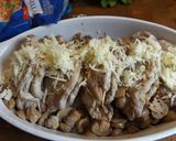 Foto del paso 3 de la receta: Libritos de carne de cerdo rellenos con salsa de champiñones al vino