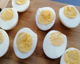 Foto del paso 5 de la receta: Huevos rellenos vegetarianos gratinados