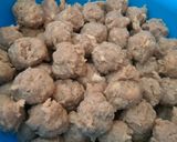 Foto langkah ke 6 dari resep Bakso campuran sapi dan ayam.