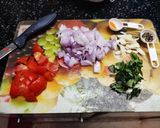 A picture of step 1 of Baingan bhajiya.