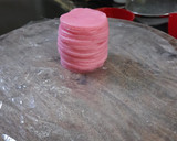 A picture of step 8 of Round shape cookies.