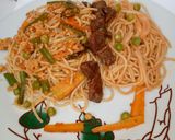 A picture of step 4 of Egg scrambled spaghetti.