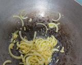 Foto langkah ke 2 dari resep Udang goreng mentega.