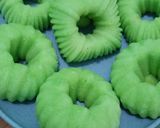 Foto langkah ke 4 dari resep Bolu Kukus Pandan Sederhana.