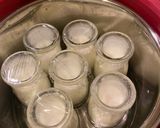 A picture of step 2 of Fresh Milk Yogurt.