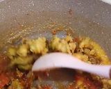 Foto langkah ke 4 dari resep Telur Ikan Kakap Goreng Pedas.