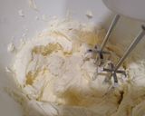 Foto del paso 8 de la receta: Tarta de vainilla con buttercream cheese y fresas