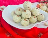 A picture of step 6 of Rava ladoo.