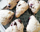 Foto del paso 7 de la receta: Scones de cereza y coco