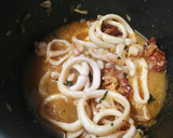 Foto del paso 6 de la receta: Calamares con aceitunas negras