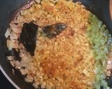 A picture of step 2 of Easy minced beef spaghetti.