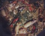 Foto langkah ke 6 dari resep Cumi Asam Daun Melinjo.
