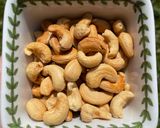 Gambar langkah 3 resipi 👩‍🍳Roasted Cashew Nut.