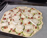 Foto del paso 5 de la receta: Hojaldre de calabacín, queso de cabra y jamón