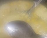 A picture of step 5 of Sweet corn soup.