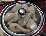 Foto del paso 3 de la receta: Pollo a la pepitoria