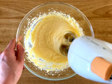 Moist and fluffy vanilla cupcakes