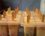 Foto langkah ke 2 dari resep mix fruit ice milk.