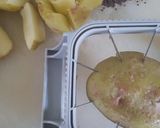 A picture of step 2 of Shortcut fish and potato wedges !.